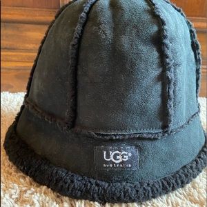 UGG Suede Bucket Hat